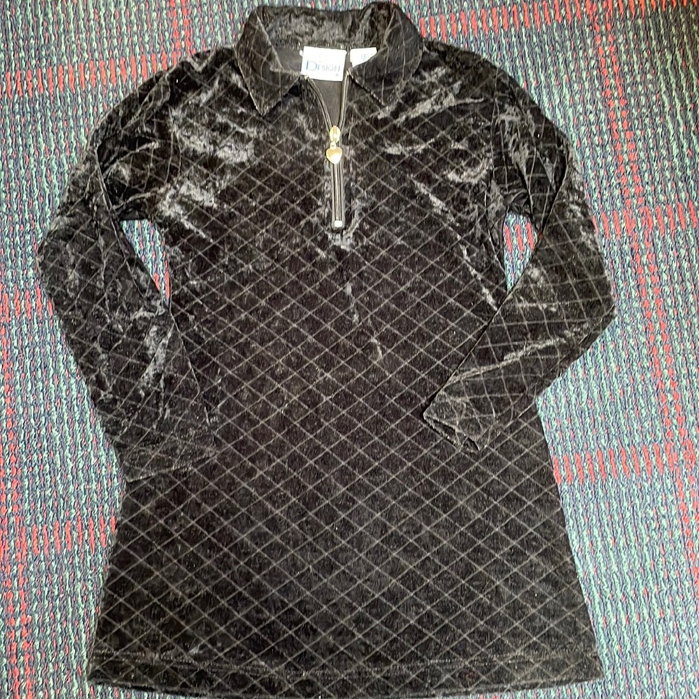 Black velour, diamond quilted pattern, zip front, collar dress